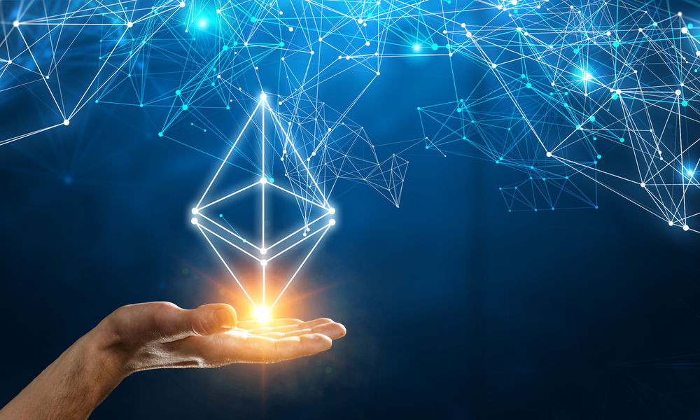 Ethereum se estabiliza en $2.430 tras el frenesí por los ETF en Europa